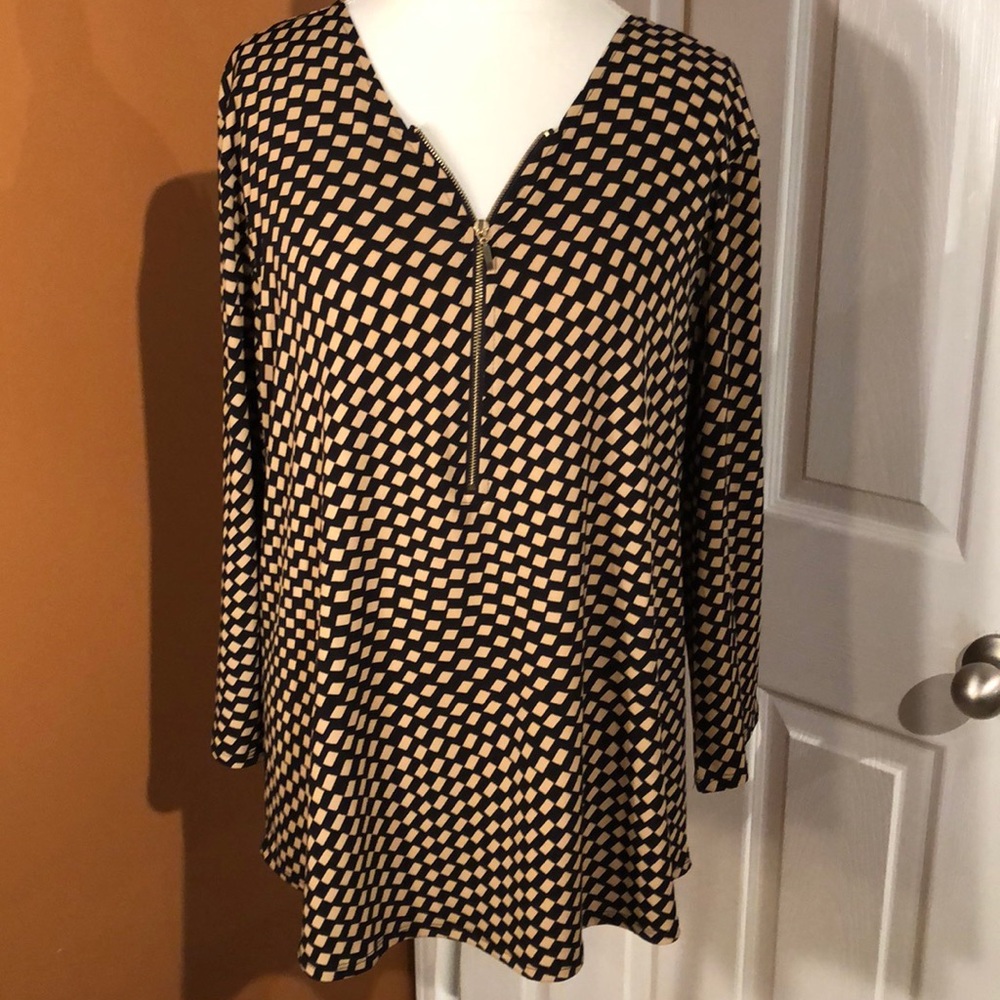 Chico’s blouse Black and Tan